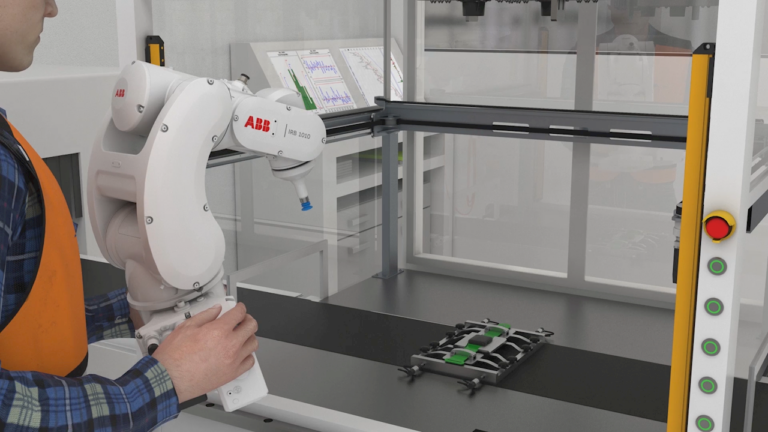 IRB 1010, il robot più piccolo di ABB per produrre dispositivi indossabili